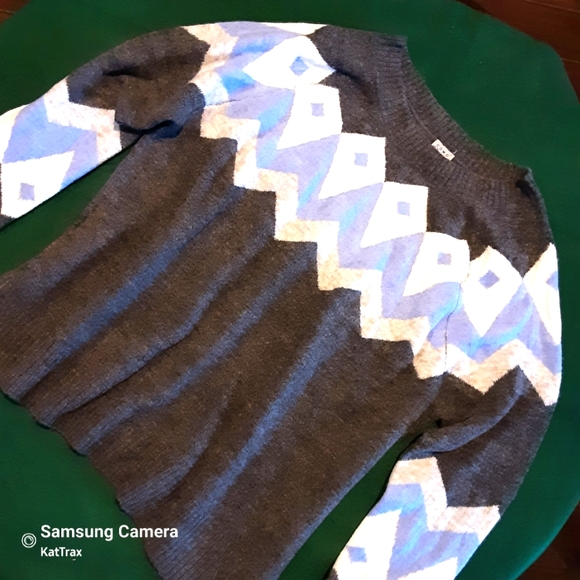 Como Vintage Sweaters - ♡♡♡♡♡  NWT Como Vintage sweater